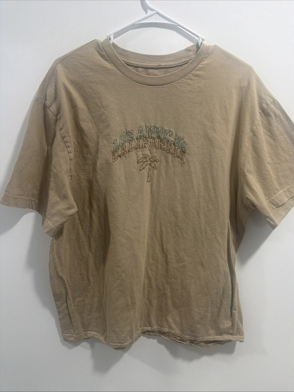 Los Angeles, CA.Eighty Eight Brand Men's Tshirt. Embroidered. Size L Loose Fit